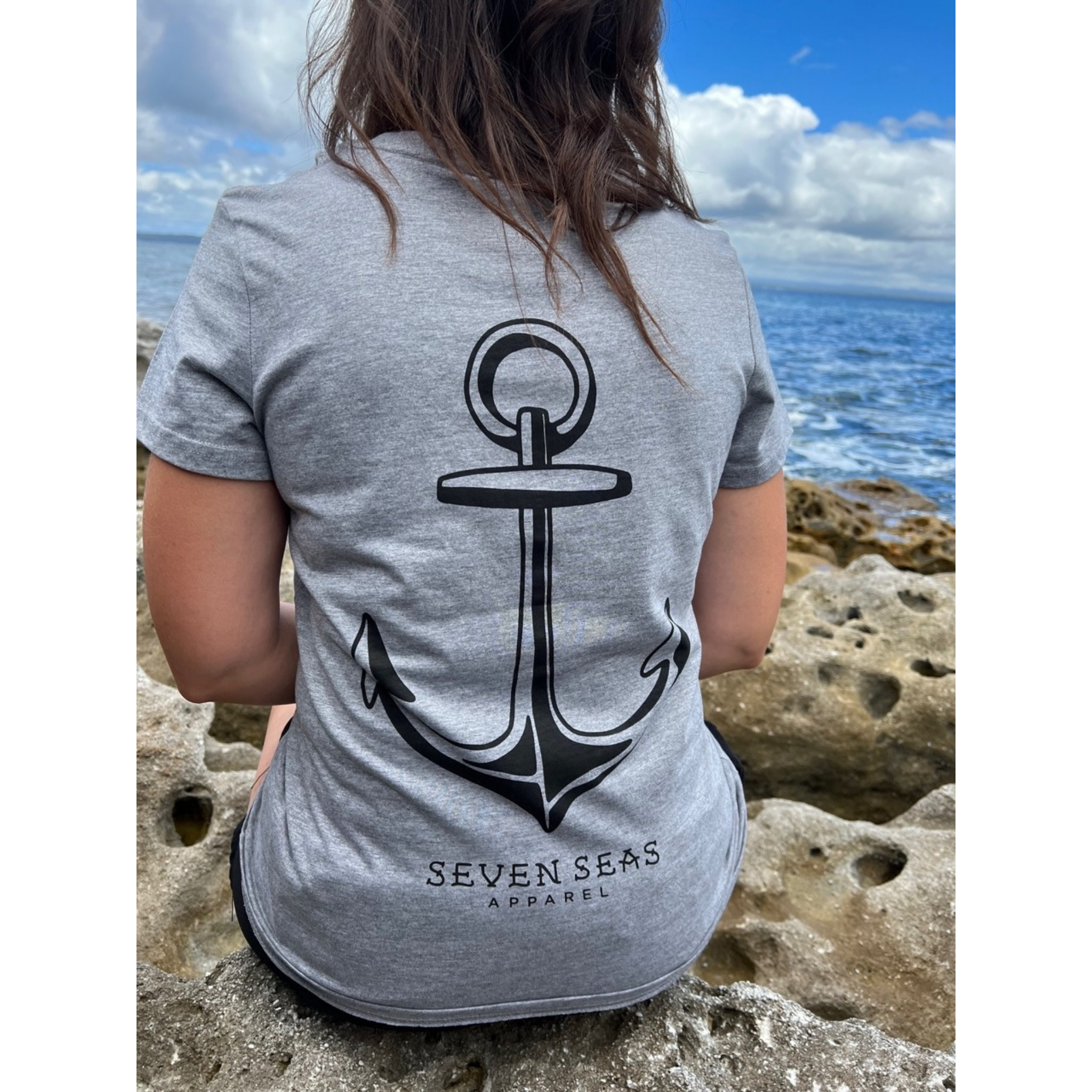 ANCHOR - WOMEN'S TEE - GREY